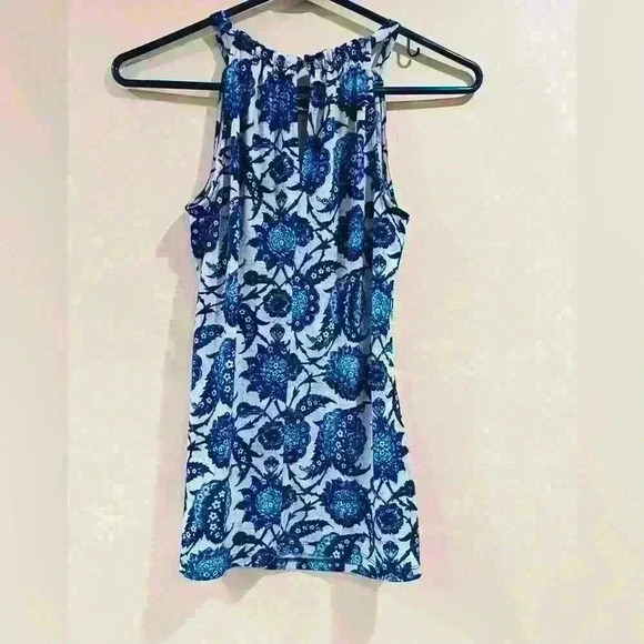 š„Michael Kors sleeveless topš„ - Picture 2 of 9